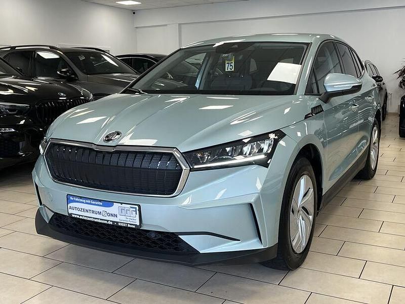 Silber Gebraucht 2022 Skoda Enyaq iV Loft SUV | 21.500 € (Guter Preis) - Bild 1/4