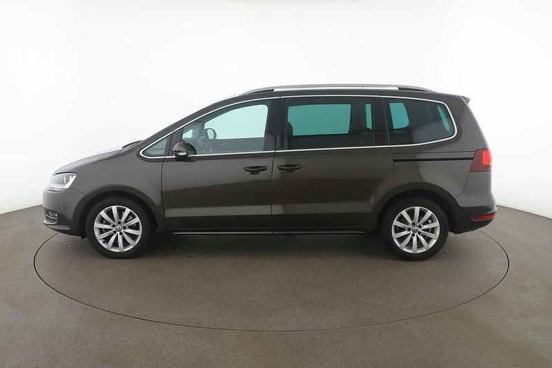 Gebraucht VW Sharan Highline 150 PS (110 kW) 2019 Braun Van / Kleinbus
