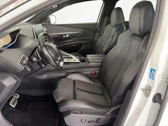 Gebraucht Peugeot 5008 Allure GT-Line 165 PS (121 kW) 2017 Blanc nacre blanc nacre Van / Kleinbus