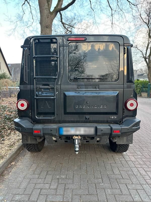 Gebraucht Ineos Grenadier 249 PS (183 kW) 2023 Grau Kombi