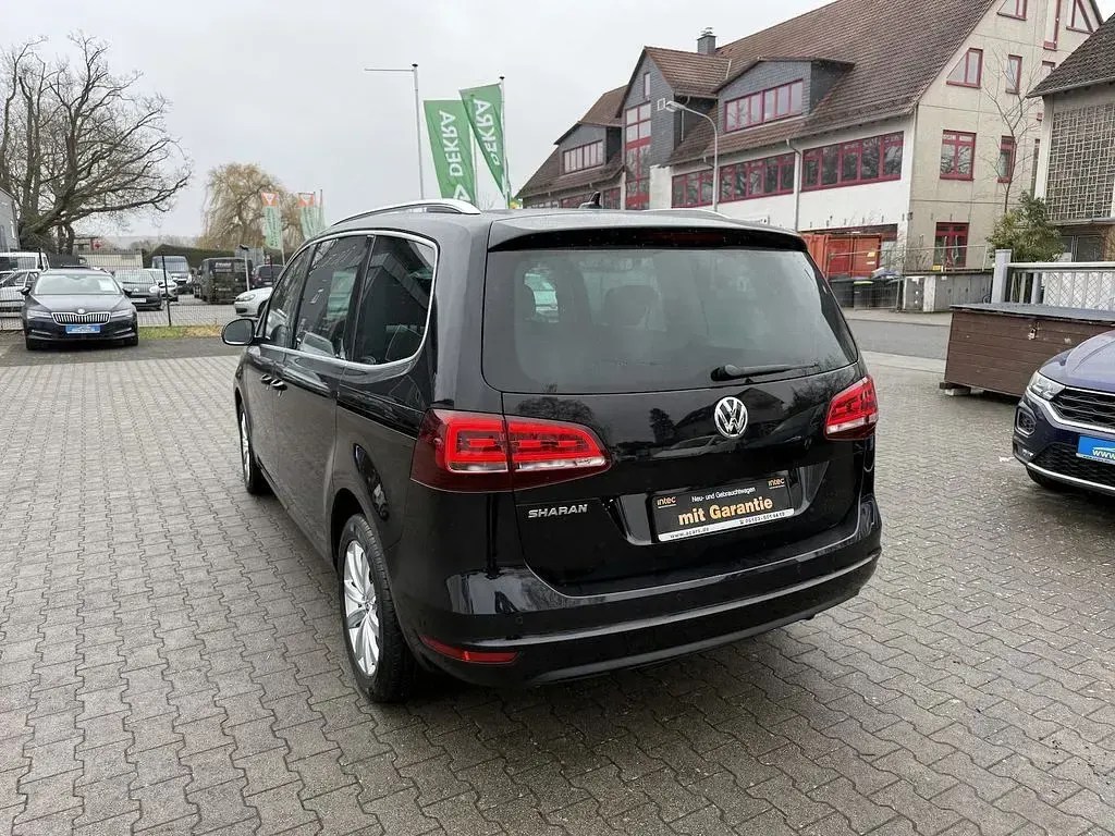 Brugt VW Sharan Highline 150 HK (110 kW) 2022 Sort MPV