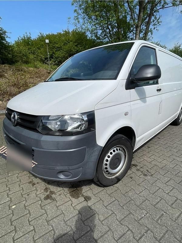 Weiß Gebraucht 2013 VW T5 Van | 7.800 € - Bild 1/4