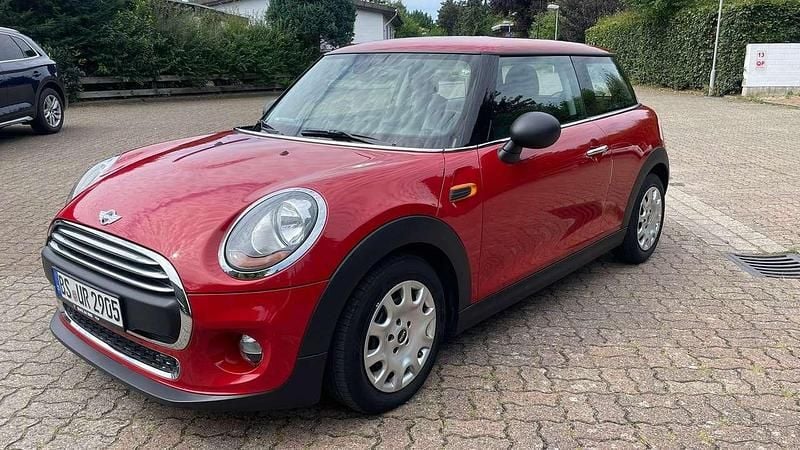 Rot Gebraucht 2017 Mini ONE Kleinwagen | 10.900 € (Guter Preis) - Bild 1/4