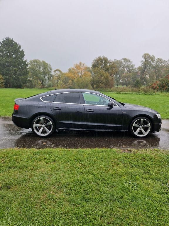 Schwarz Gebraucht 2016 Audi A5 Sportback Sport Kleinwagen | 18.500 € (Guter Preis) - Bild 1/4
