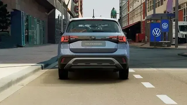 Usado VW T-Cross Basis 95 HP (69 kW) 2025 Azul SUV