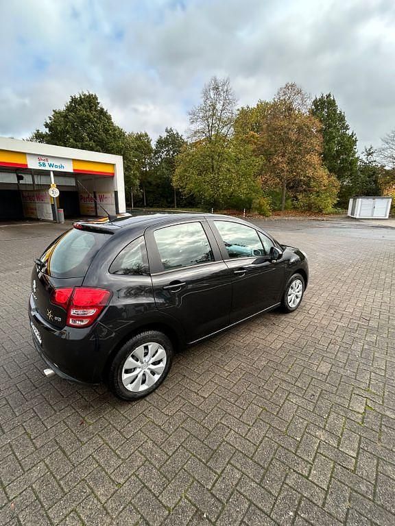 Gebraucht Citroën C3 SELECTION 73 PS (53 kW) 2012 Schwarz Limousine
