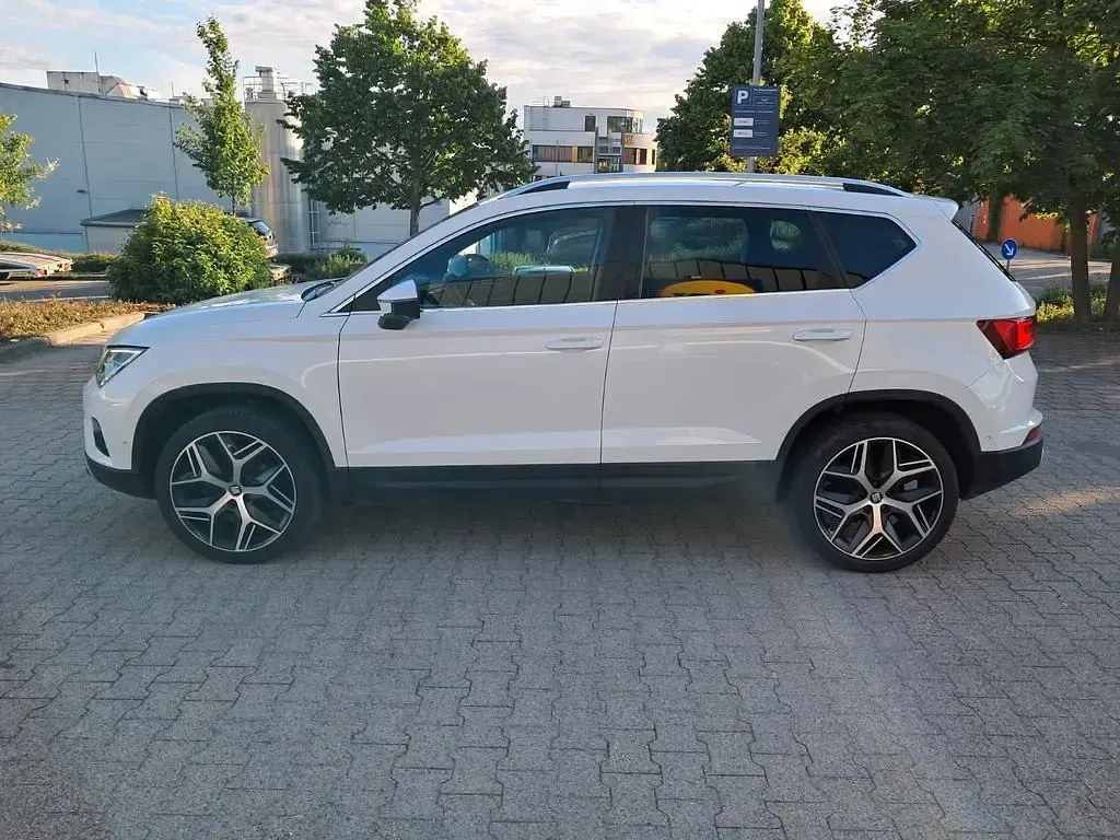 Używany Seat Ateca FR 150 KM (110 kW) 2018 Biały SUV