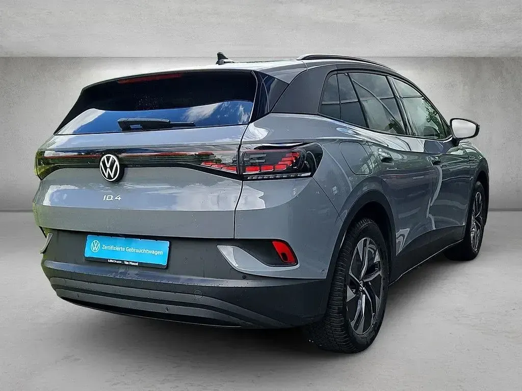 Gebraucht VW ID.4 Pro Performance 150 kW (204 PS) 2023 Mondsteingrau SUV