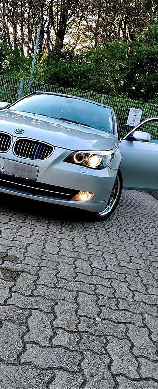Silber Gebraucht 2007 BMW 523 Limousine | 6.700 € (Fairer Preis) - Bild 1/4