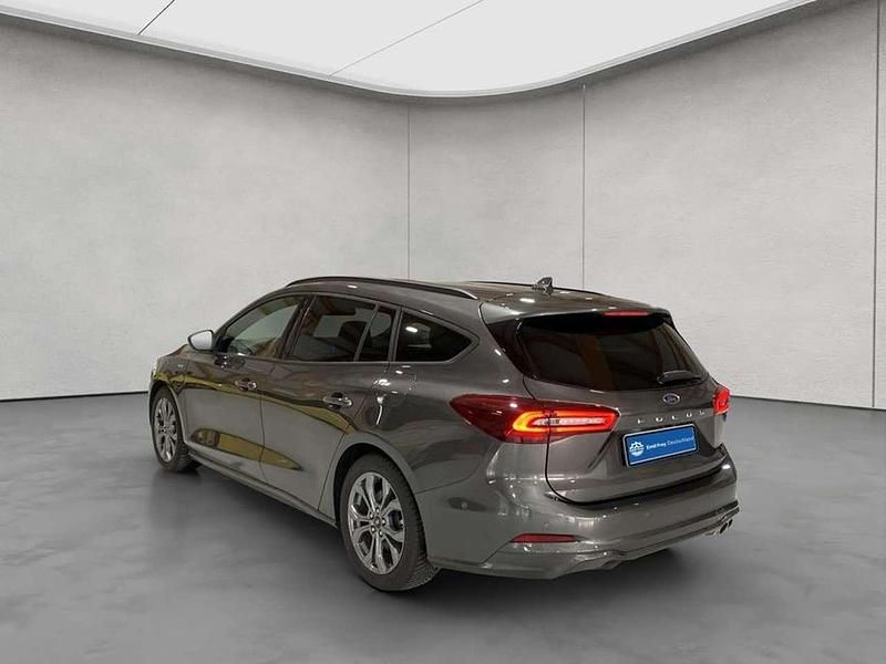 Gebraucht Ford Focus ST-Line X 155 PS (114 kW) 2024 Magnetic metallic Kombi