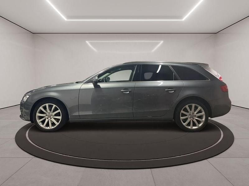 Używany Audi A4 Ambition 177 KM (130 kW) 2012 Szary Kombi