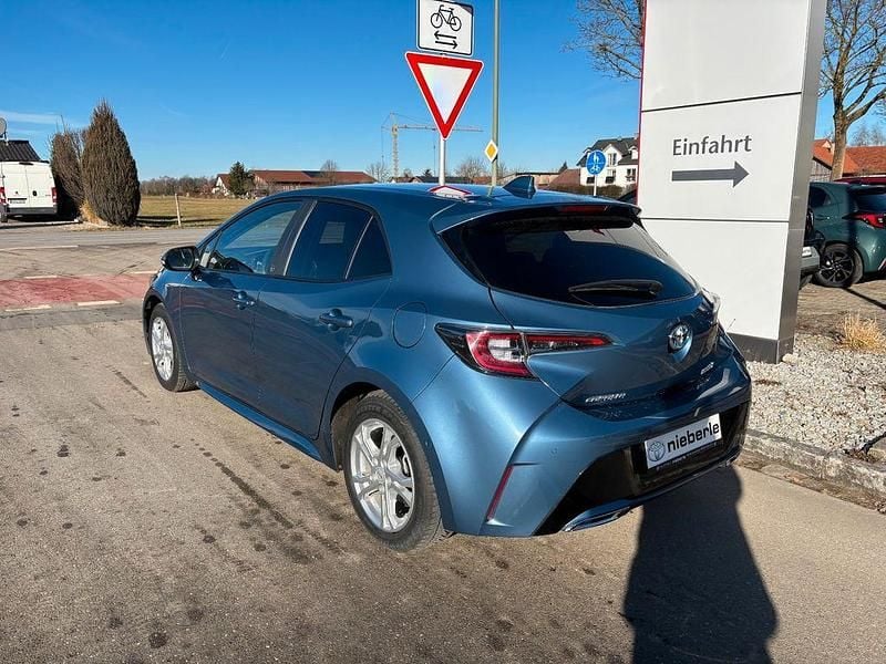 Gebraucht Toyota Corolla Team 179 PS (131 kW) 2022 Blau Limousine