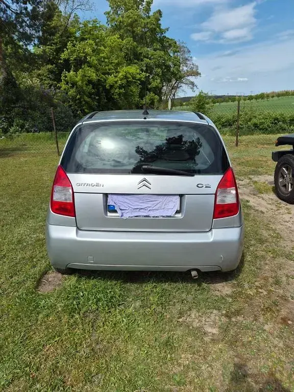 Gebraucht Citroën C2 Style 73 PS (53 kW) 2008 Silber Kleinwagen