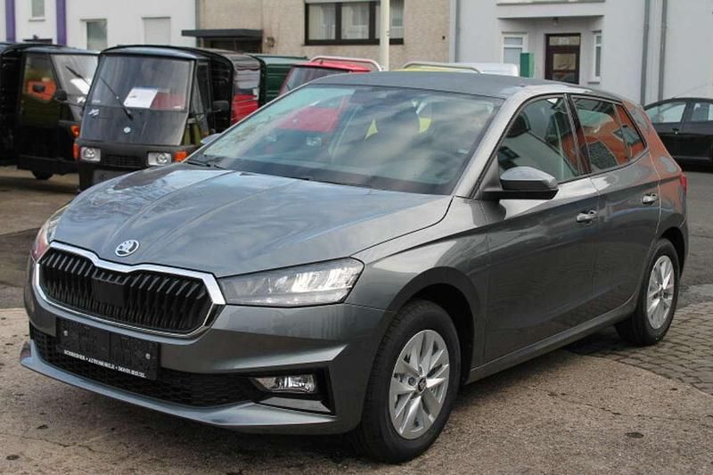 Graphite grau metallic Neu 2025 Skoda Fabia Kleinwagen | 19.695 € (Fairer Preis) - Bild 1/4