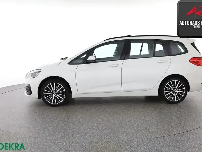 Gebraucht BMW 220 Advantage 190 PS (139 kW) 2018 Alpinweiss iii Kombi