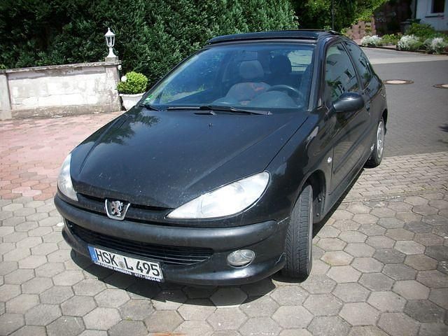 Gebraucht Peugeot 206 75 PS (55 kW) 1999 Schwarz Kleinwagen