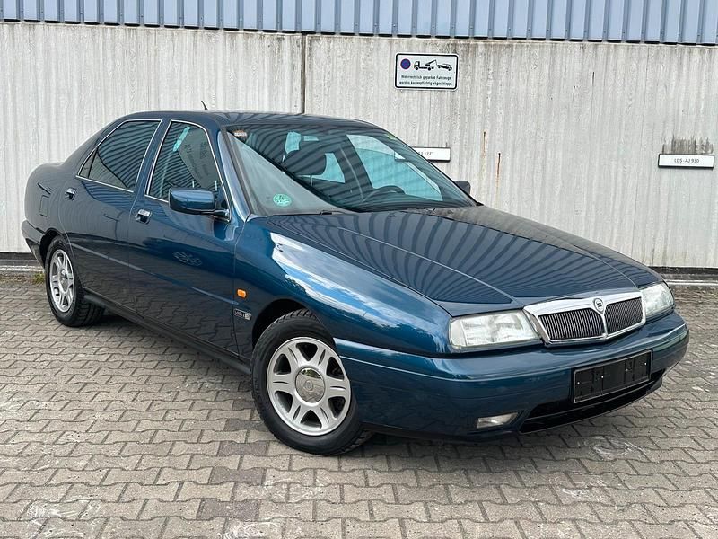 Blau Gebraucht 1998 Lancia Kappa Limousine | 4.490 € (Fairer Preis) - Bild 1/4
