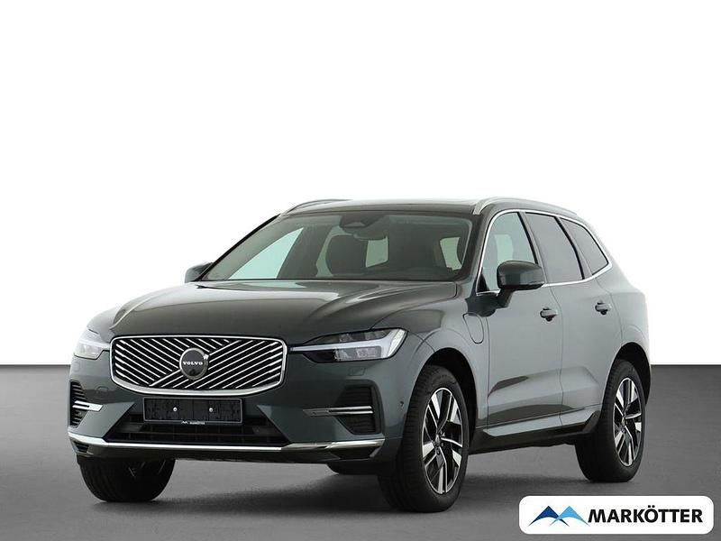 Neu Volvo XC60 Plus 398 PS (292 kW) 2025 Grün SUV
