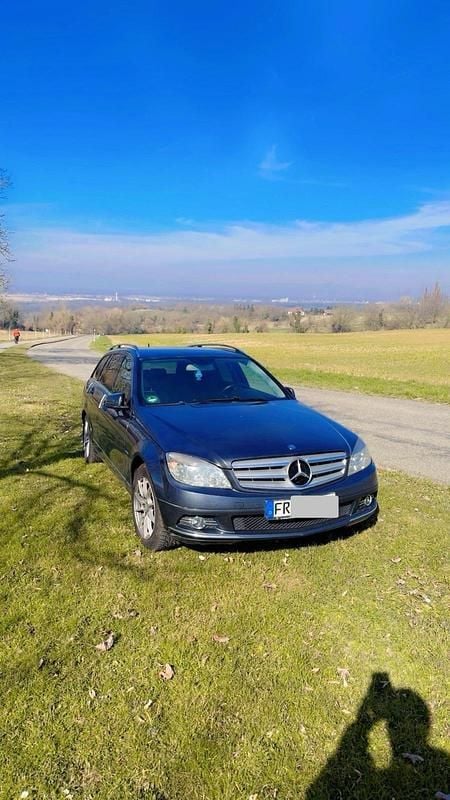 Grau Gebraucht 2010 Mercedes C220 Kombi | 4.200 € (Fairer Preis) - Bild 1/4