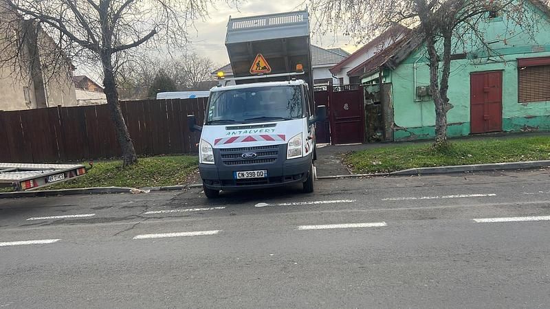 Weiß Gebraucht 2012 Ford Transit | 8.999 € - Bild 1/4