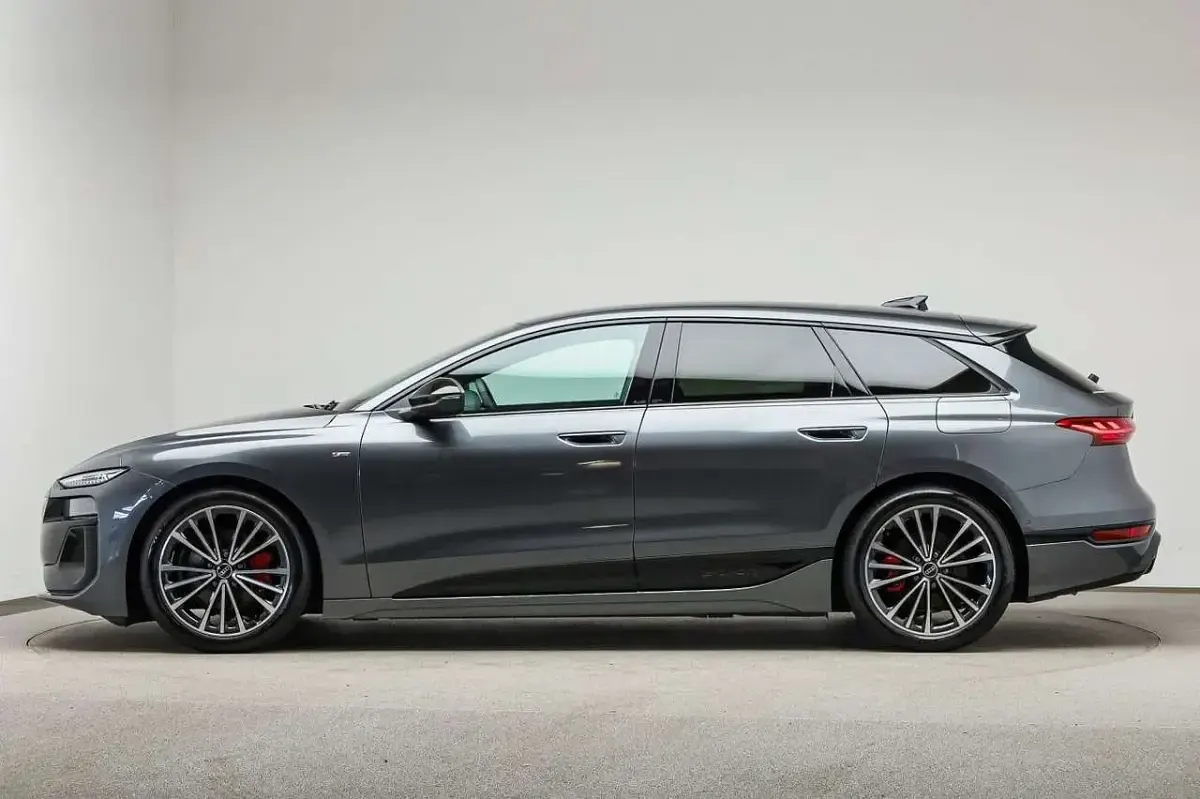 Gebraucht Audi A6 e-tron S-Line 210 kW (286 PS) 2025 Daytonagrau perleffekt Kombi