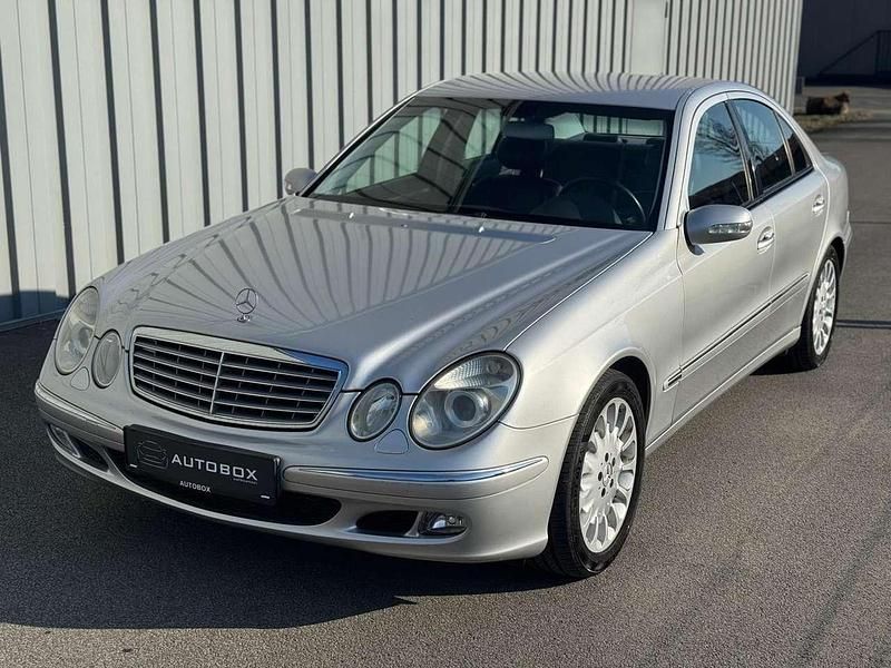 Gebraucht Mercedes E50 AMG AMG 306 PS (225 kW) 2010 Brillantsilber  metalliclack Limousine