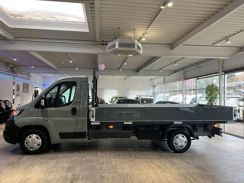 Gebraucht Peugeot Boxer 131 PS (96 kW) 2019 Grau Van
