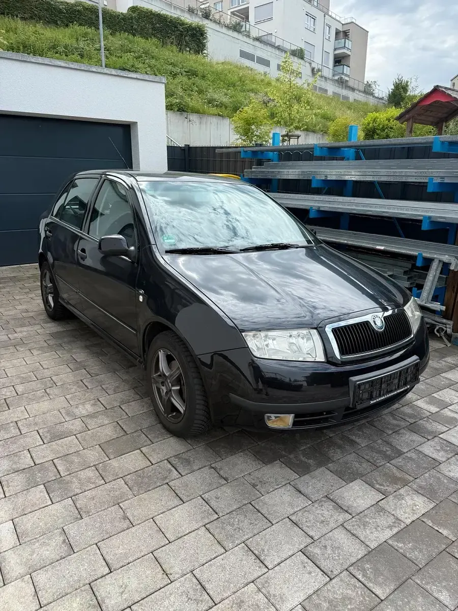 Gebraucht Skoda Fabia 101 PS (74 kW) 2002 Schwarz Kleinwagen