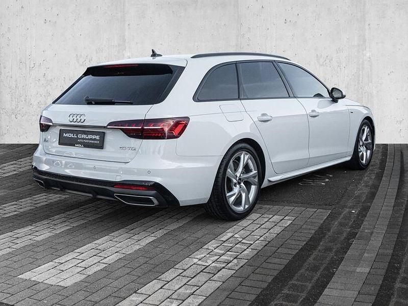 Gebraucht Audi A4 Ambiente 204 PS (150 kW) 2023 Gletscherweiß (metallic) Kombi