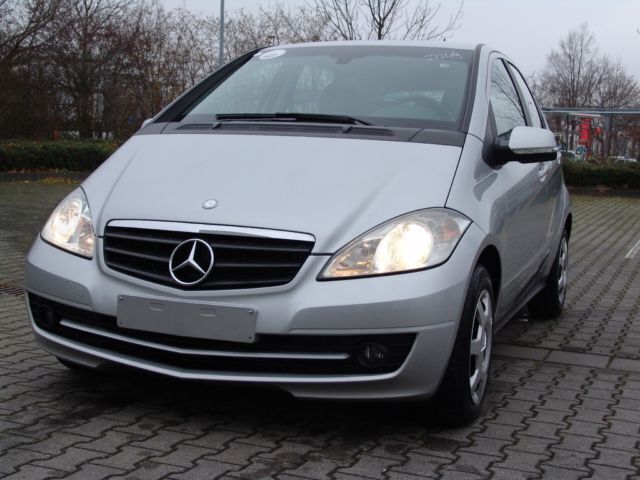 Gebraucht Mercedes A160 82 PS (60 kW) 2008 Silber metallic Limousine