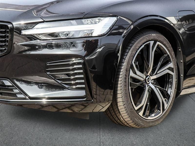 Gebraucht Volvo V60 349 PS (256 kW) 2025 Schwarz Kombi