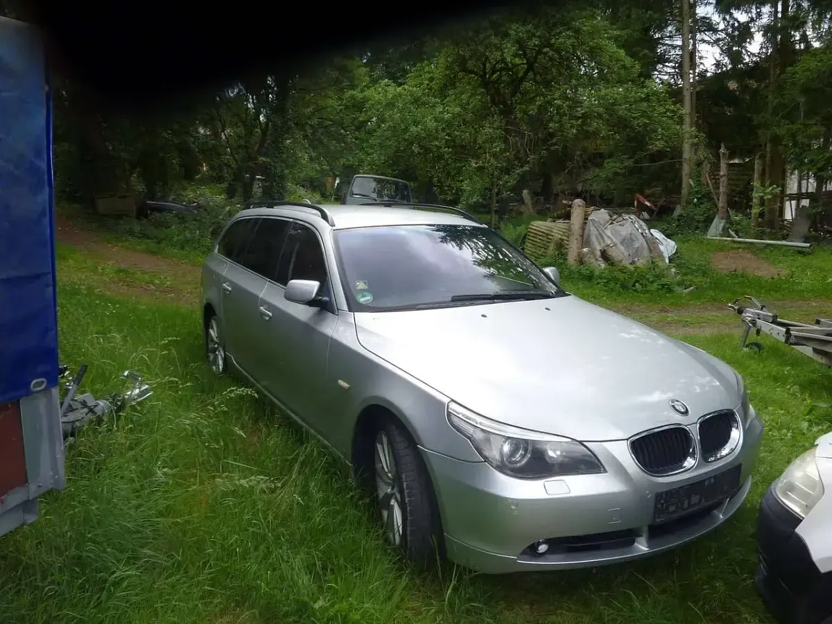 Gebraucht BMW 525 Exclusive 192 PS (141 kW) 2004 Silber Kombi