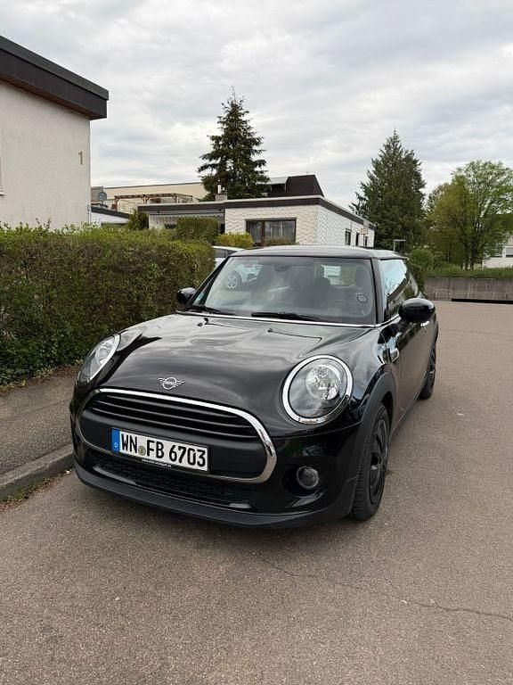 Second-hand Mini ONE 102 CP (75 kW) 2020 Negru Hatchback