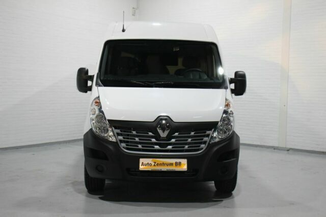 Second-hand Renault Master 125 CP (91 kW) 2018 Alb Van