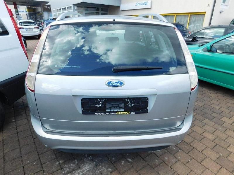 Usata Ford Focus 101 CV (74 kW) 2010 Berlina