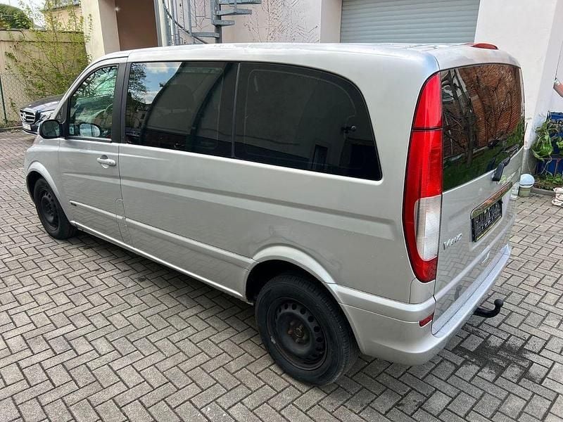 Gebraucht Mercedes Viano 150 PS (110 kW) 2006 Silber Van / Kleinbus