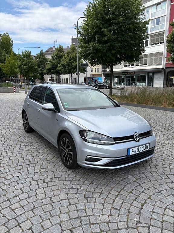Silber Gebraucht 2019 VW Golf VII Join Limousine | 14.600 € (Fairer Preis) - Bild 1/4