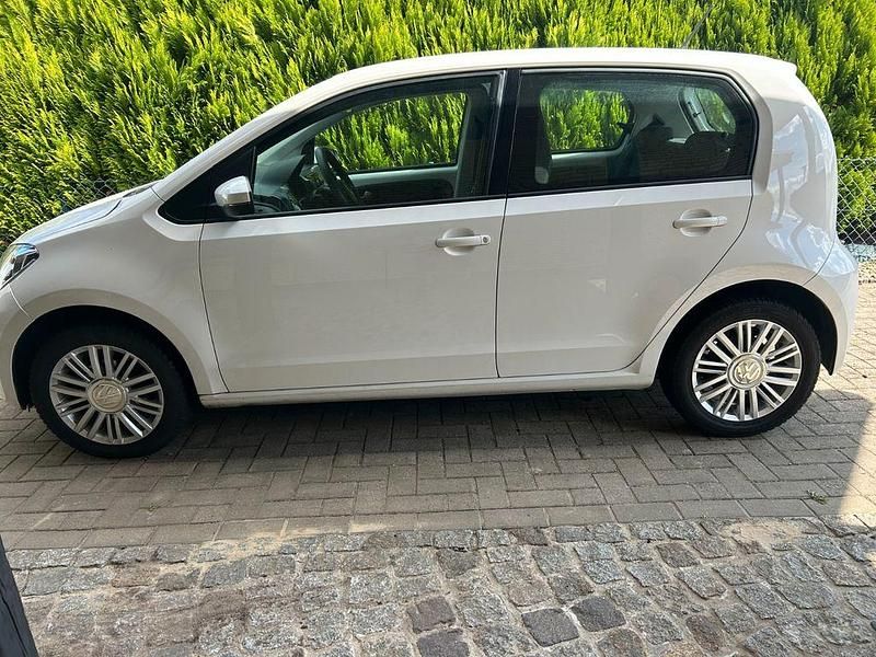 Schwarz Gebraucht 2019 VW up! move up! Kleinwagen | 5.700 € (Guter Preis) - Bild 1/4