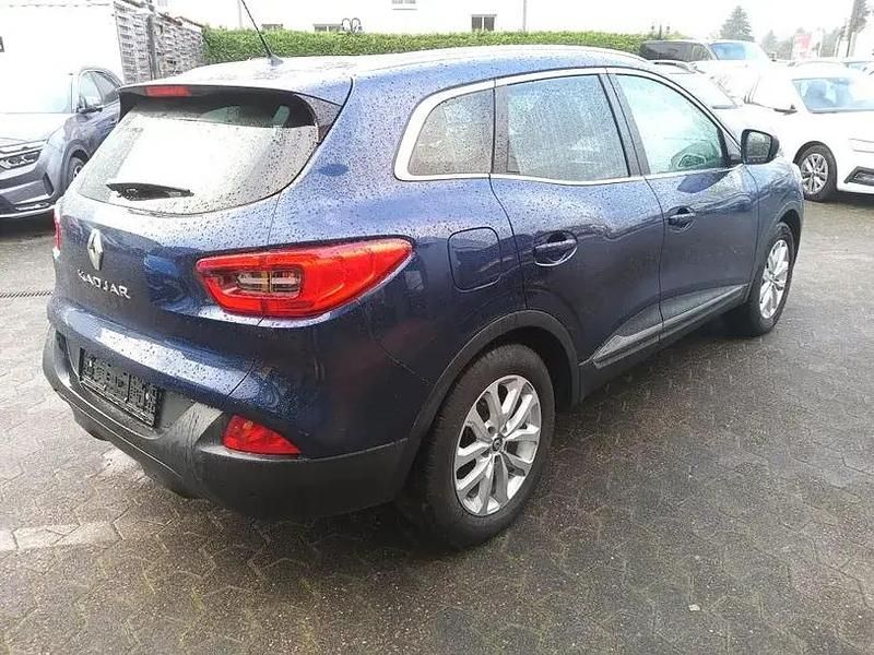 Gebraucht Renault Kadjar Experience 131 PS (96 kW) 2017 Blau SUV