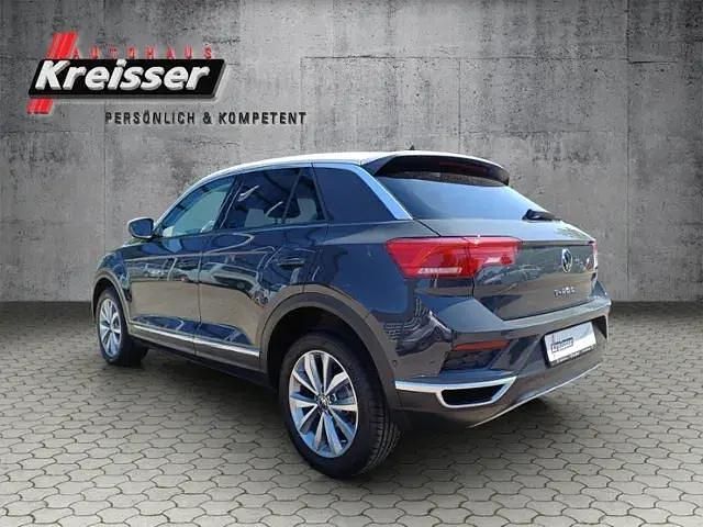 Gebraucht VW T-Roc Style 110 PS (80 kW) 2021 Grau (uranograu/pure white) SUV