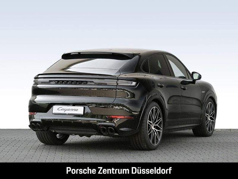 Gebraucht Porsche Cayenne S E-Hybrid Sport 519 PS (381 kW) 2025 Schwarz SUV