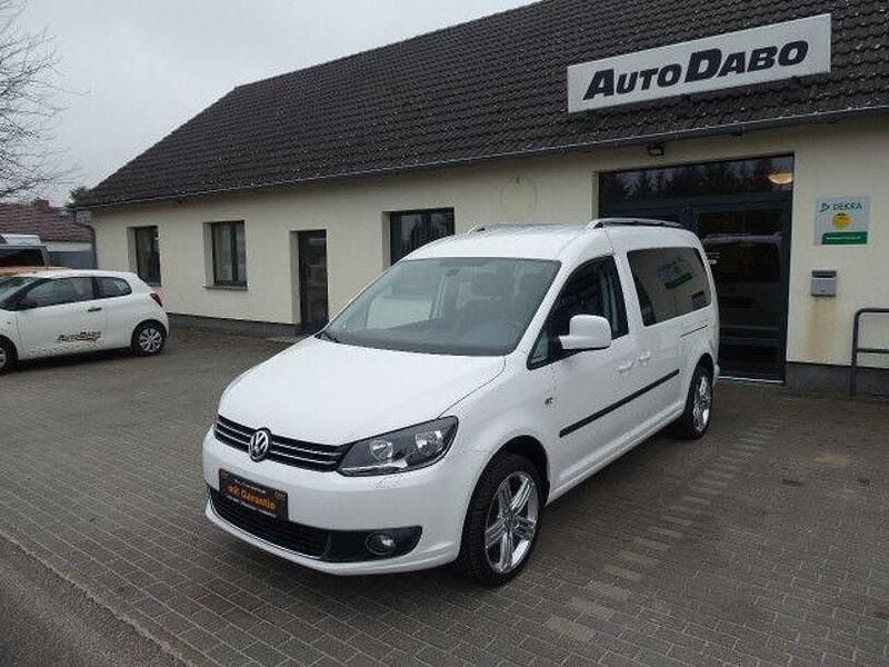 Weiß Gebraucht 2012 VW Caddy Maxi Highline Van / Kleinbus | 15.485 € (Etwas zu teuer) - Bild 1/4