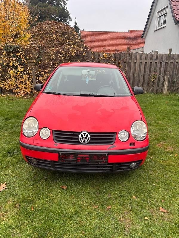 Rot Gebraucht 2002 VW Polo Kleinwagen | 900 € (Superpreis) - Bild 1/4