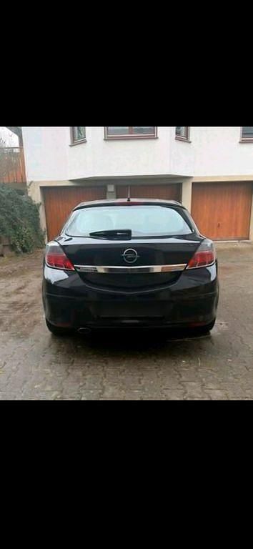 Gebraucht Opel Astra GTC 105 PS (77 kW) 2006 Schwarz Limousine