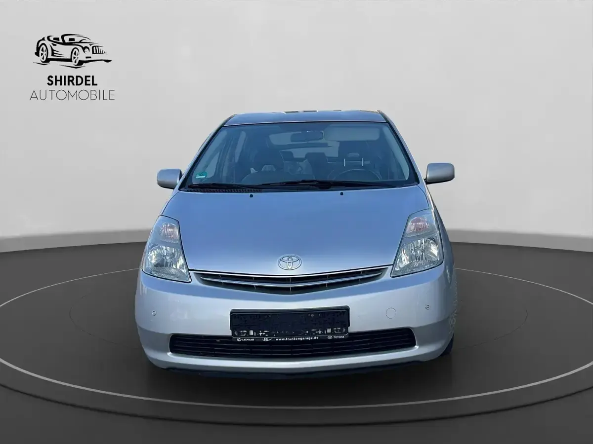 Gebraucht Toyota Prius Executive 77 PS (56 kW) 2006 Silber Kleinwagen