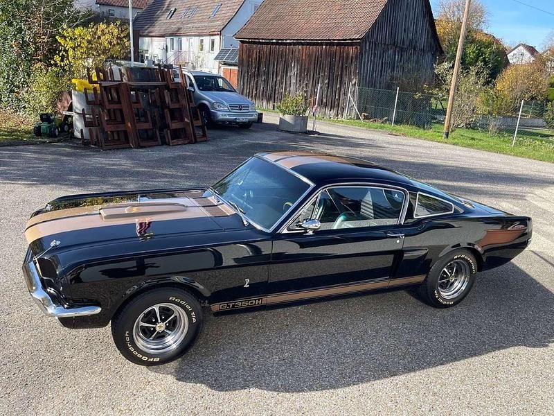 Ravenblack Gebraucht 1965 Ford Mustang Fastback Coupé | 64.849 € - Bild 1/4