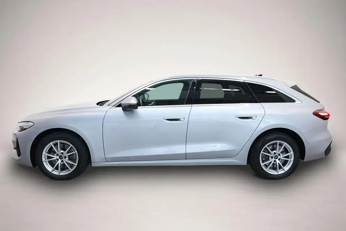 Gebraucht Audi A5 Advanced 204 PS (150 kW) 2025 Manufacturer Kombi