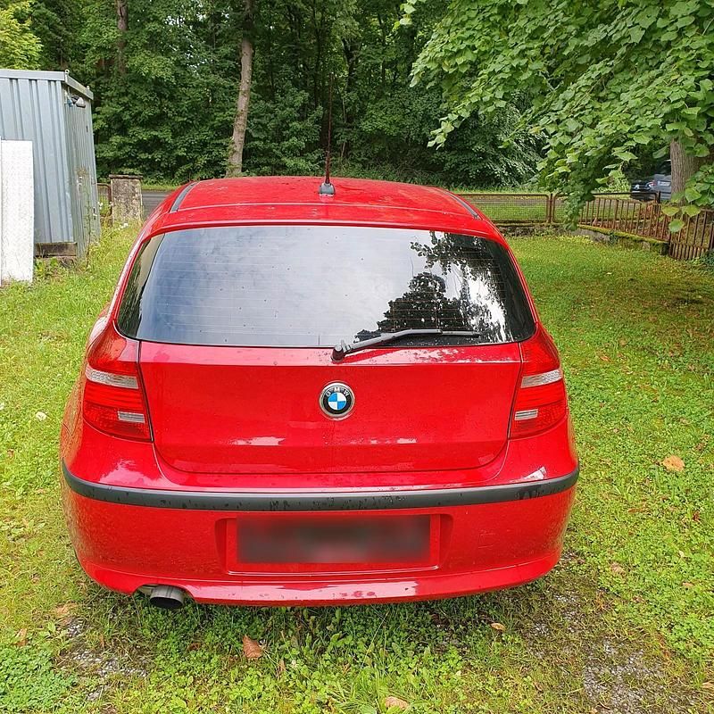 Gebraucht BMW 116 116 PS (85 kW) 2008 Rot Kleinwagen