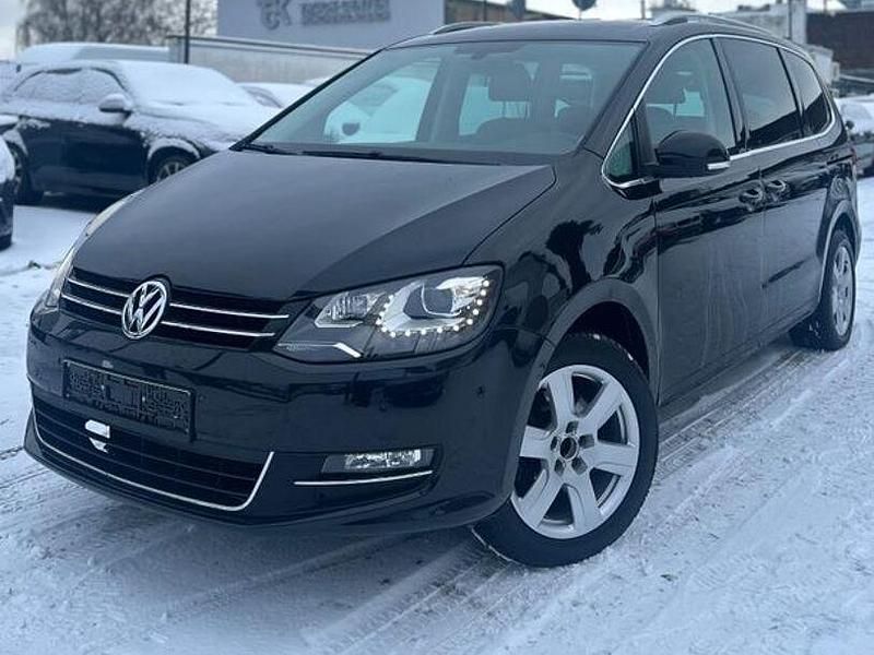 Schwarz Gebraucht 2011 VW Sharan Highline Van / Kleinbus | 15.798 € (Teuer) - Bild 1/4