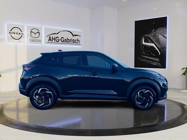 Gebraucht Nissan Juke N-Connecta 114 PS (83 kW) 2023 Black (m) SUV